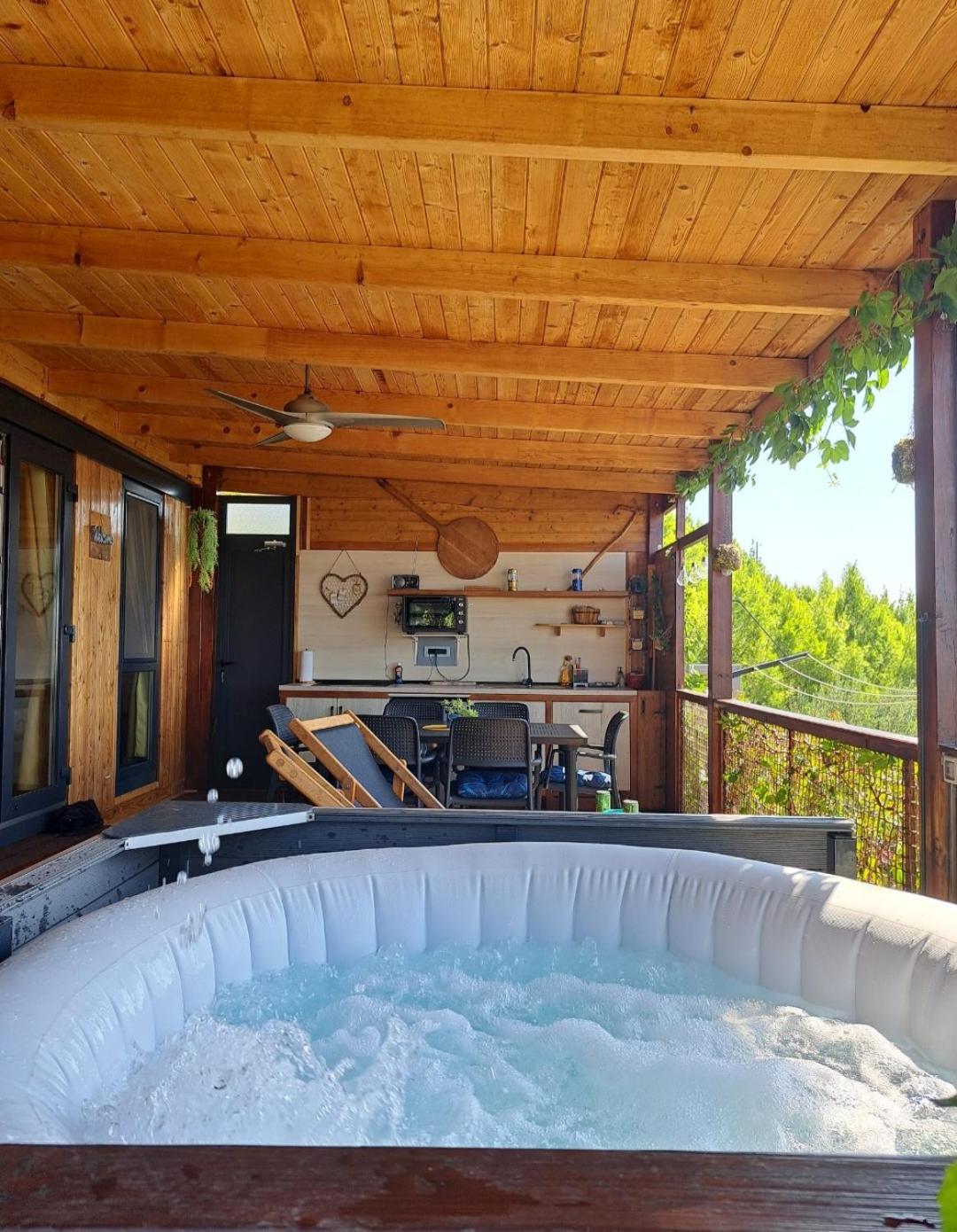 Villa Bella Vista With Jacuzzi 1 à Omiš Extérieur photo